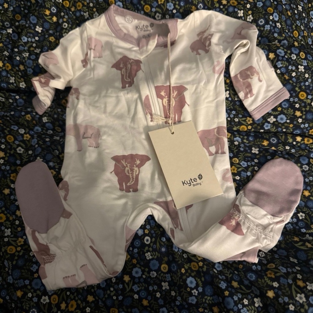 Kyte Baby elephant sleeper